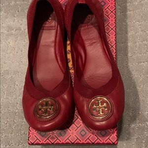 EUC Tory Burch red matte leather flats size 7